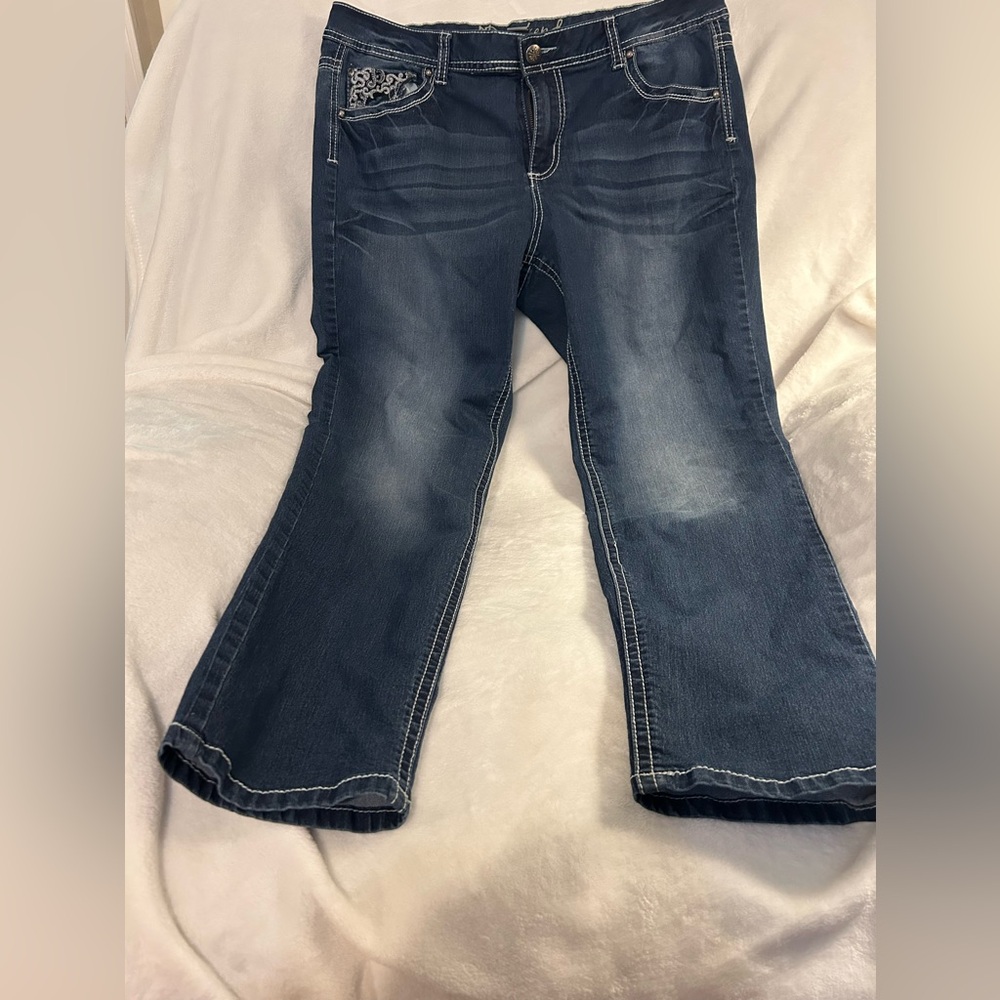 ND Weekend Women’s Jeans Size 16